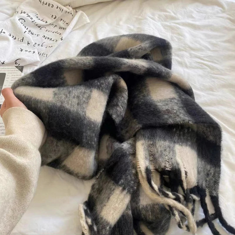 Vittoria Plaid Scarf